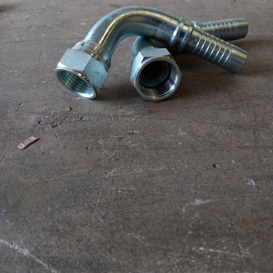 Fitting JIC 12 - 12 / NJ 90°
