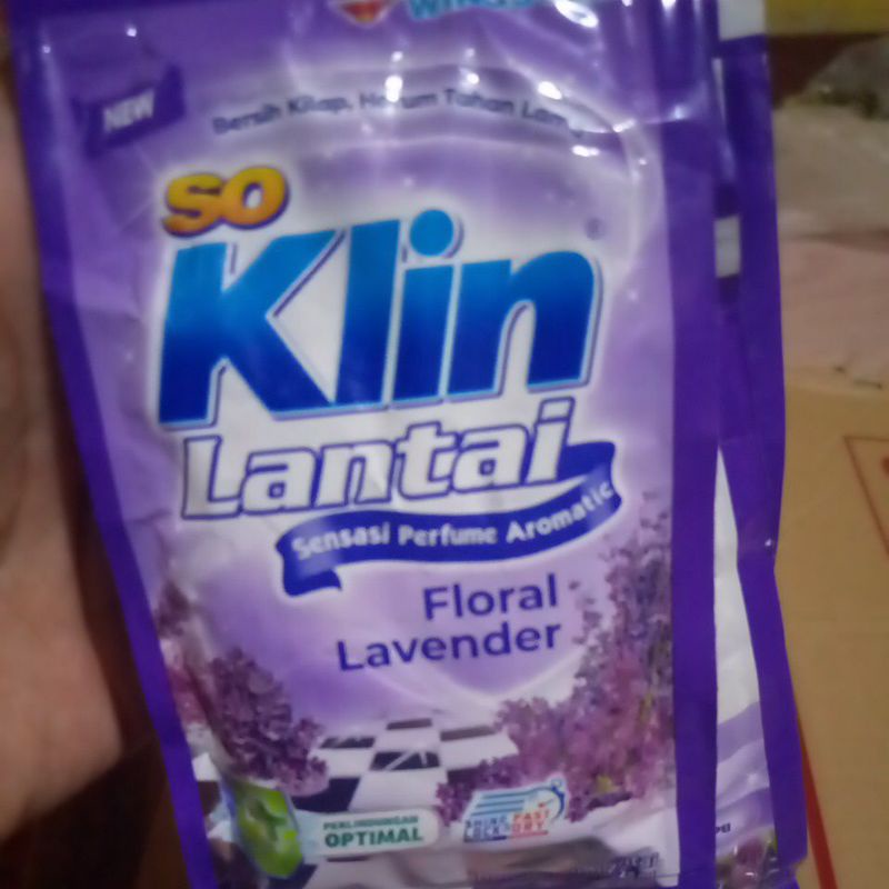 SOKLIN SO KLIN Lantai 25 ml 1 Renceng Isi 12 Sachet Sabun Pembersih Lantai Pel Perlengkapan Rumah All Varian Rose Bouquet Pink Marint Mint Ice Pine Blue Fruity Apple Hijau Floral Lavender Ungu Citrus Lemon Sereh Grosir Murah Wings