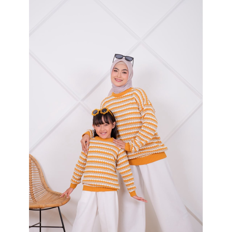 TOKOMILKAN - Atasan Sweater Rajut Premium Perempuan QUEEN Popcorn | Pakaian Rajut Couple Blouse