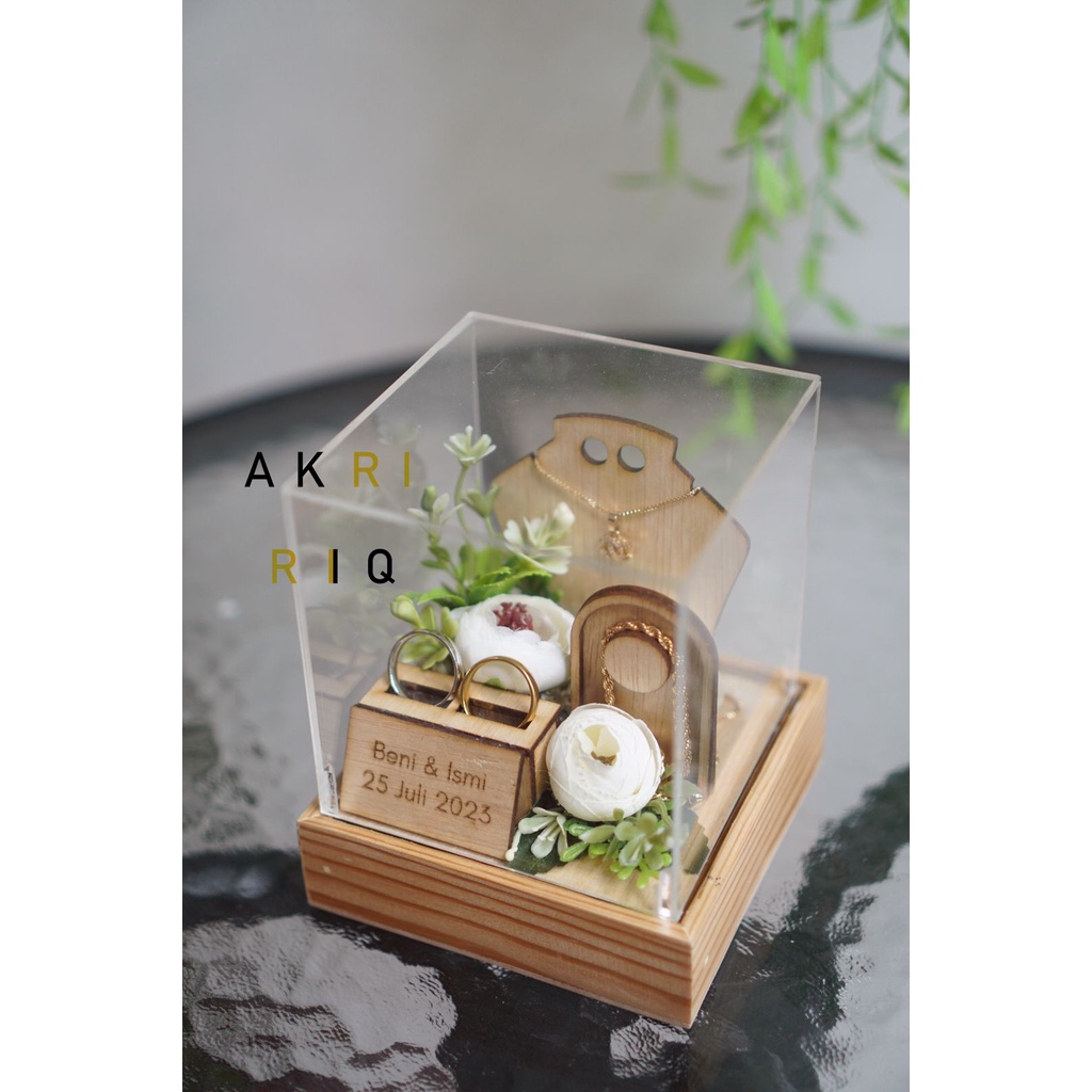 Box Mahar Set Perhiasan Kotak Perhiasan Akrilik Ringbox Akrilik