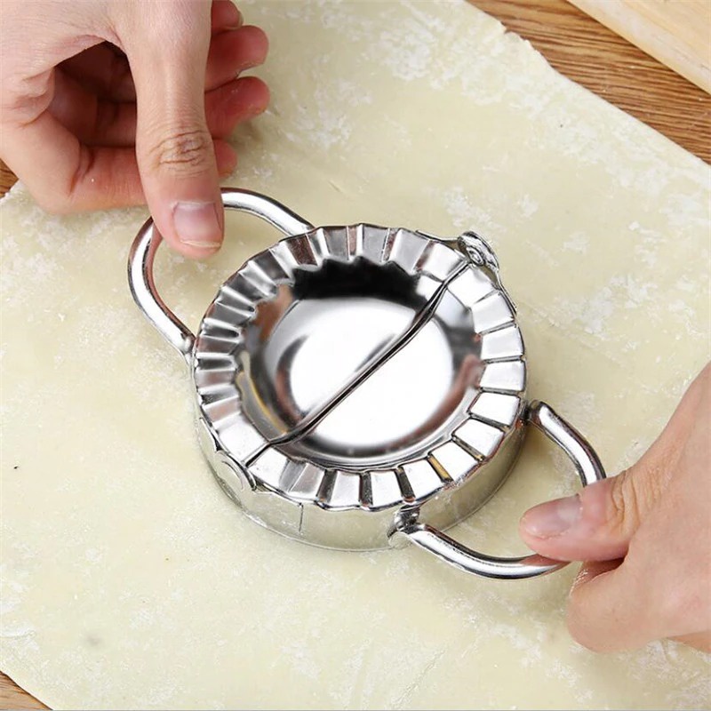 Cetakan Pangsit Dumpling Wrapper Mold Cutter Cooking Pastry Tool - MH09 - Silver