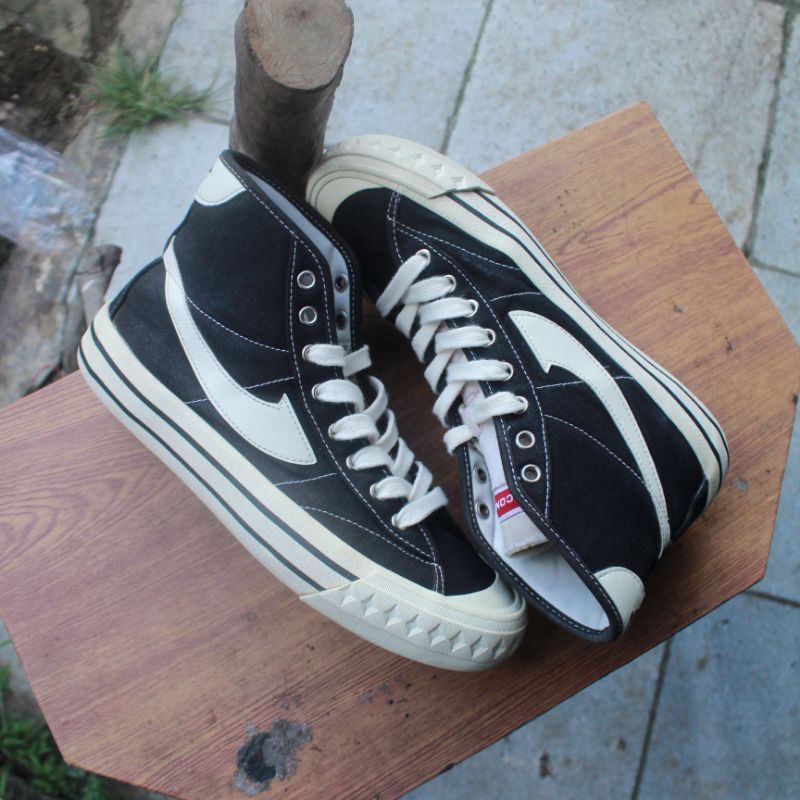 Compass Retrograde Hi Decon BW Second Sz 41