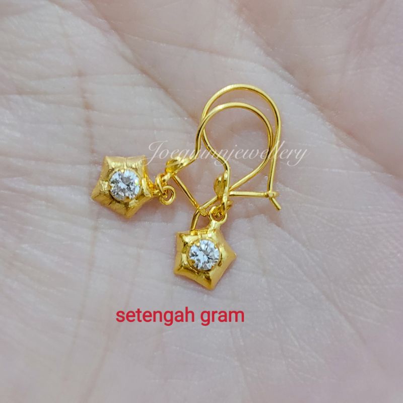 anting star emas muda mata