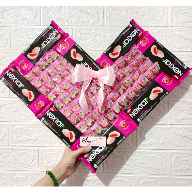 

Snack Love Viral / Bucket Cinta Wisuda Valentine / Kado Ultah Unik