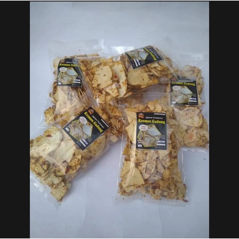 

CEMILAN KREMES GADUNG PEDAS BUMBU RUJAK 150 GR