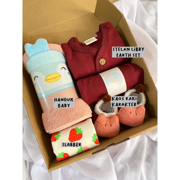 Hampers Parcel Paket Gift Set Kado Hadiah Newborn Baby Bayi Lahiran Handuk