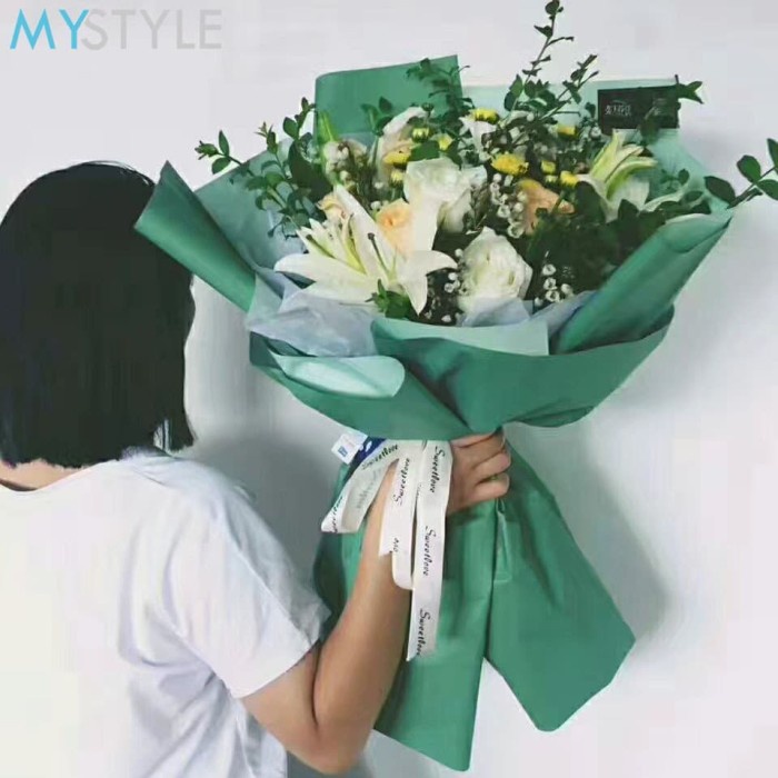 

Kertas Bunga(1Pack)/ Flower Wrap/ Pembungkus Bunga Waterproof Oy 077