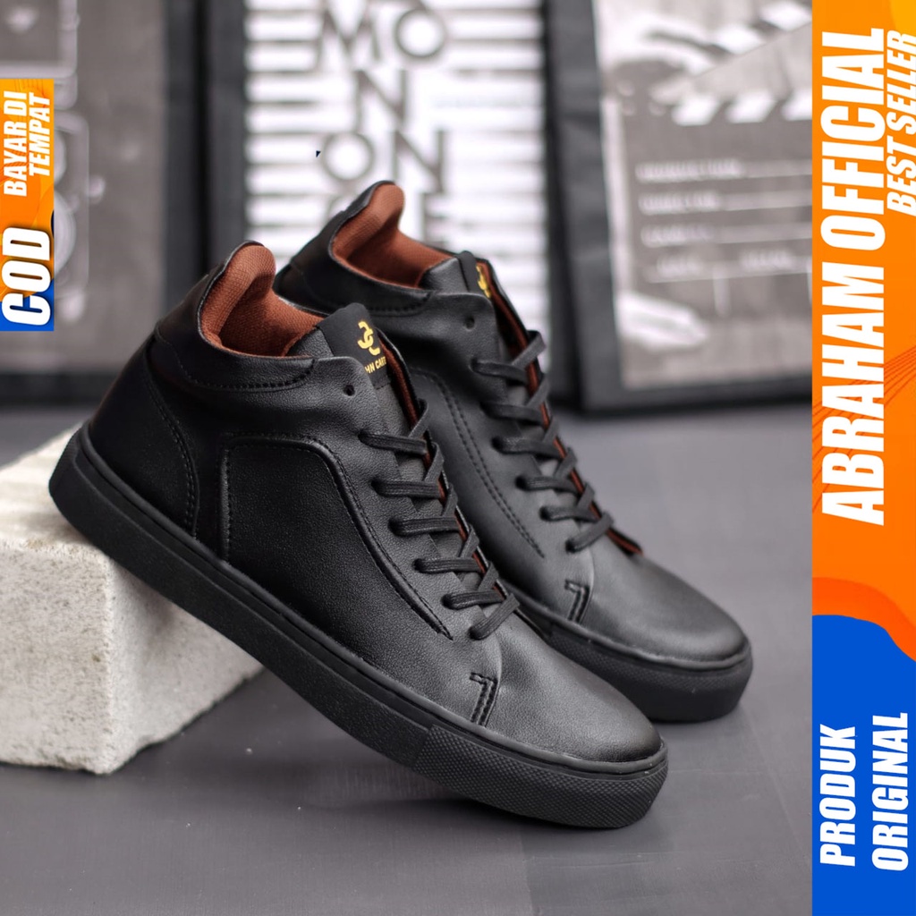 Sepatu Kasual Pria Sneakers Hitam Polos Kerja Kuliah Abraham Predo