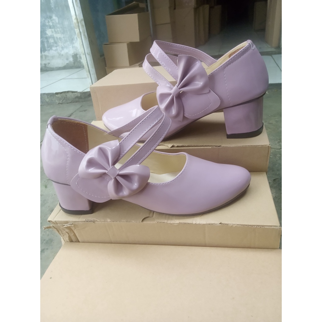 sepatu heels wanita pita samping