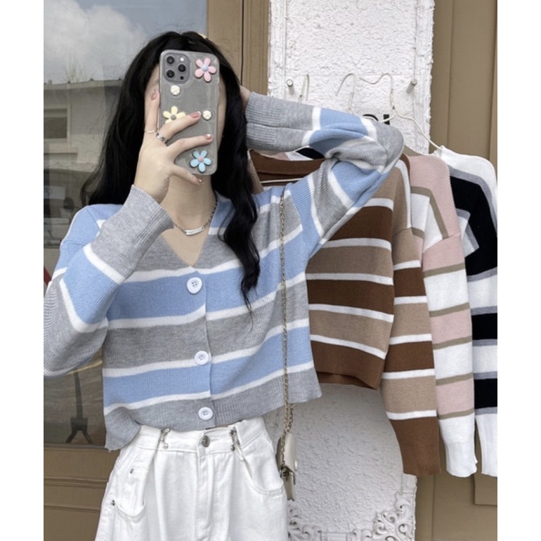 Hael - Naya Stripped Cardigan Rajut Cropped Knit Kardigan Rajut / Naya Cardigan Stripe Rajut / Naya 