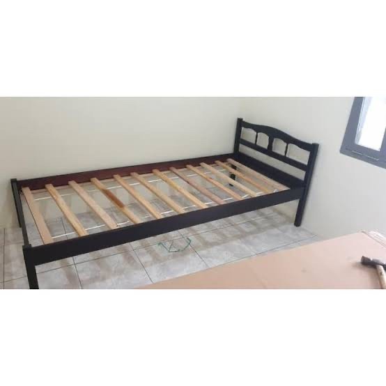 Tempat Ranjang Kayu Single 90X200