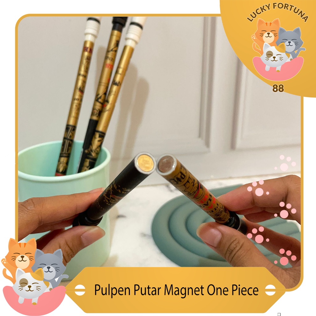 

[LuckyFortuna88] Pulpen Putar Magnet Gambar One Piece bisa dibagi 2 Pen Putar magnet Gambar onepiece Bisa dibagi 2 Pulpen Warna hitam Pen Warna hitam pulpen putar Pen putar