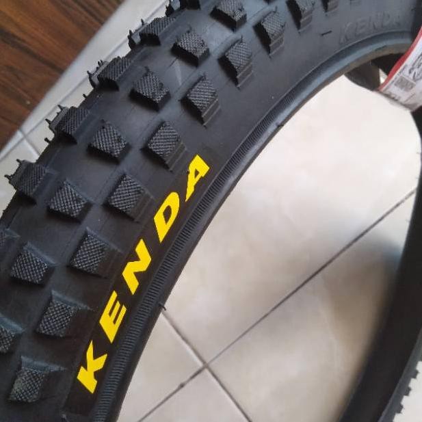 KENDA Ban luar 20 x 2.125 untuk sepeda BMX