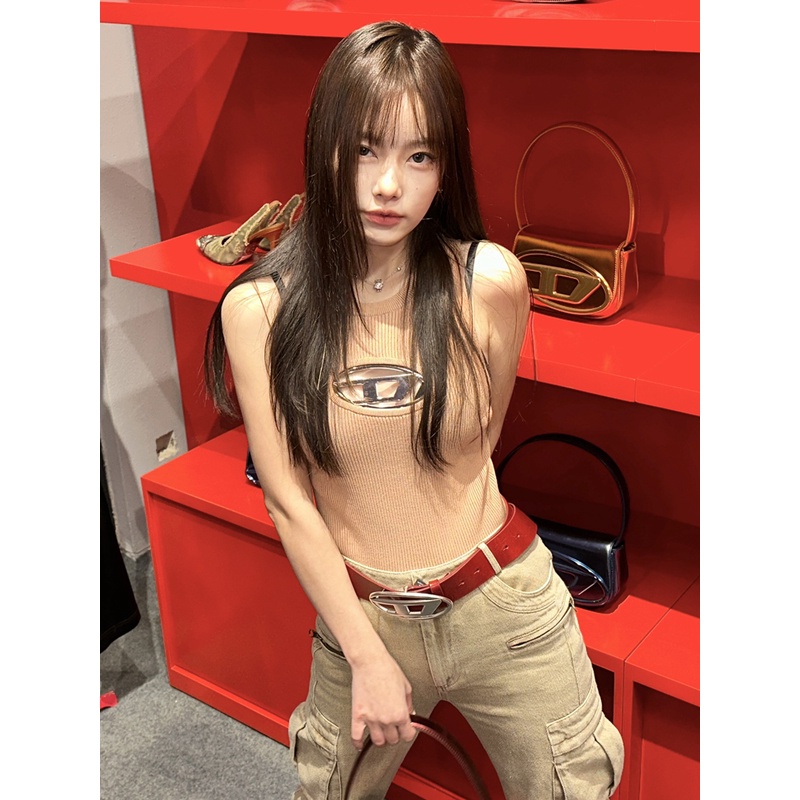 Red Gadis-gadis seksi rompi rajutan kecil dengan punggung cantik wanita musim semi dan musim panas membudidayakan diri bottoming gaya pendek tanpa lengan atas trendi