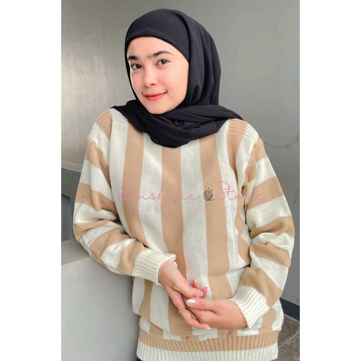 Alena Atasan Rajut Blouse Wanita Salur