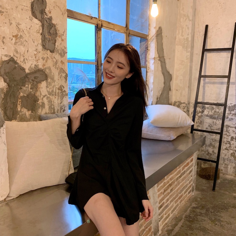 Red Musim semi desain retro rasa V-neck lengan panjang kemeja tidak beraturan rok hitam kecil rok A-line wanita all-match gaun pinggang tinggi