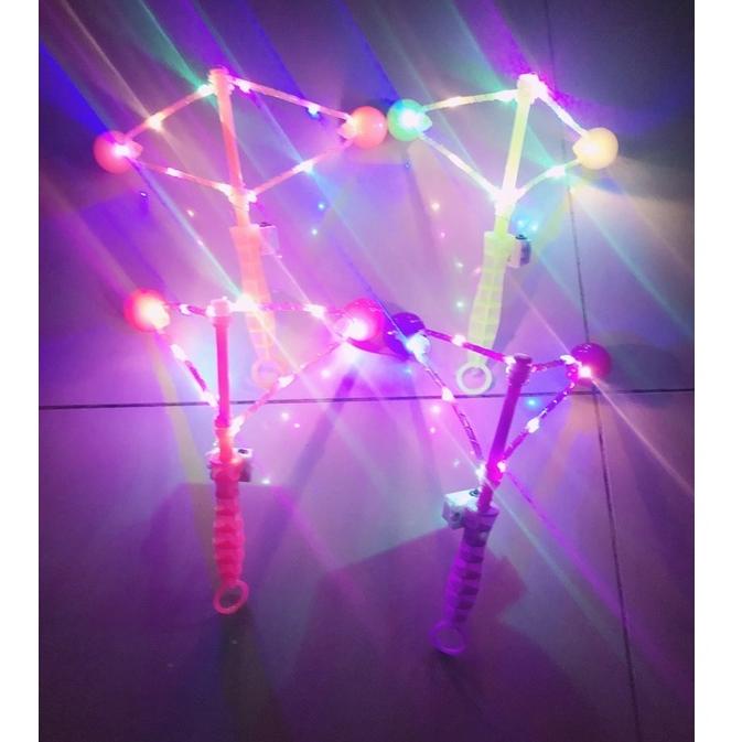 [spin1] MAINAN VIRAL LATO LATO GAGANG BESAR LED LAMPU MENYALA /LATO LATO GAGANG LED / ADA LAMPU NYA 