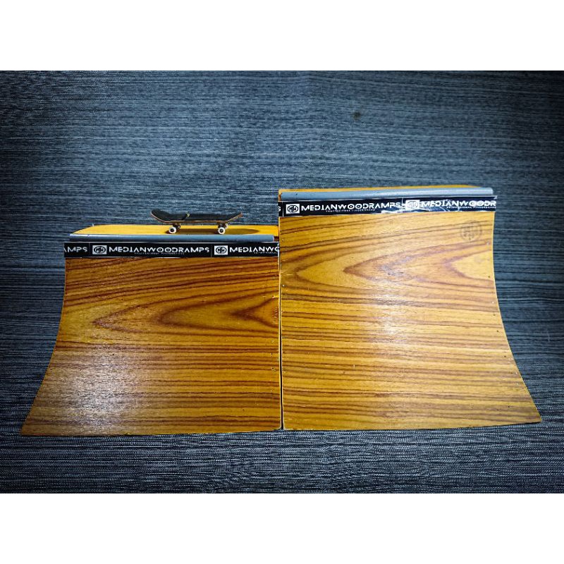 fingerboard combo quarter