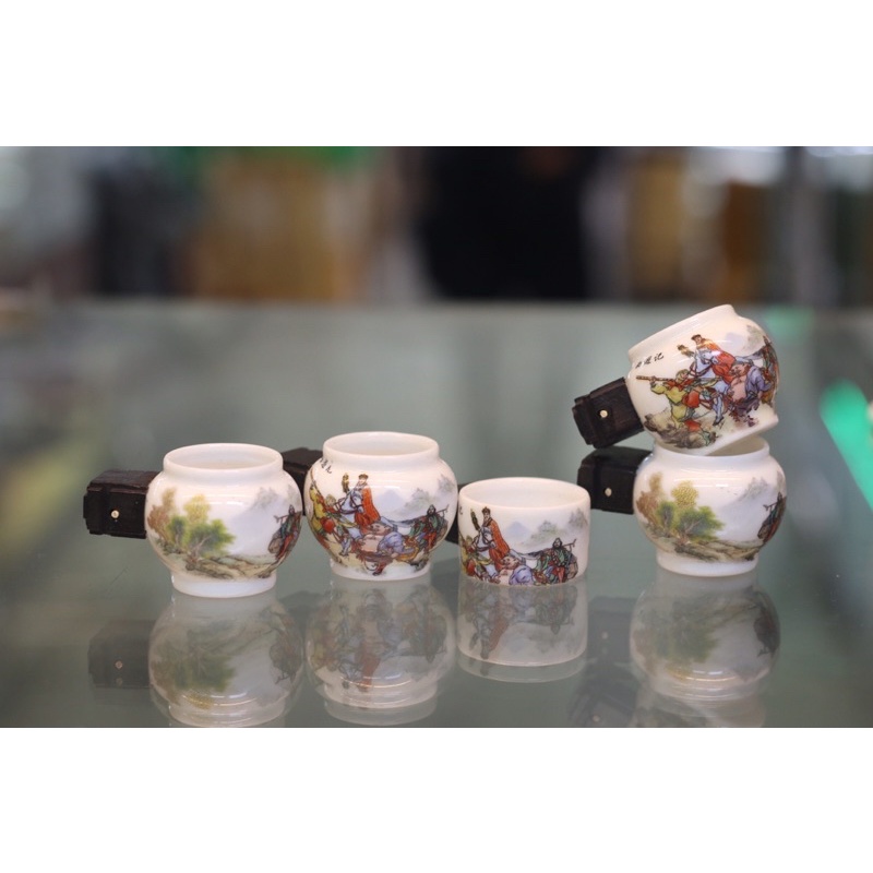 CEPUK PLECI SET LIMA LUKIS TEMPAT MAKANAN BURUNG