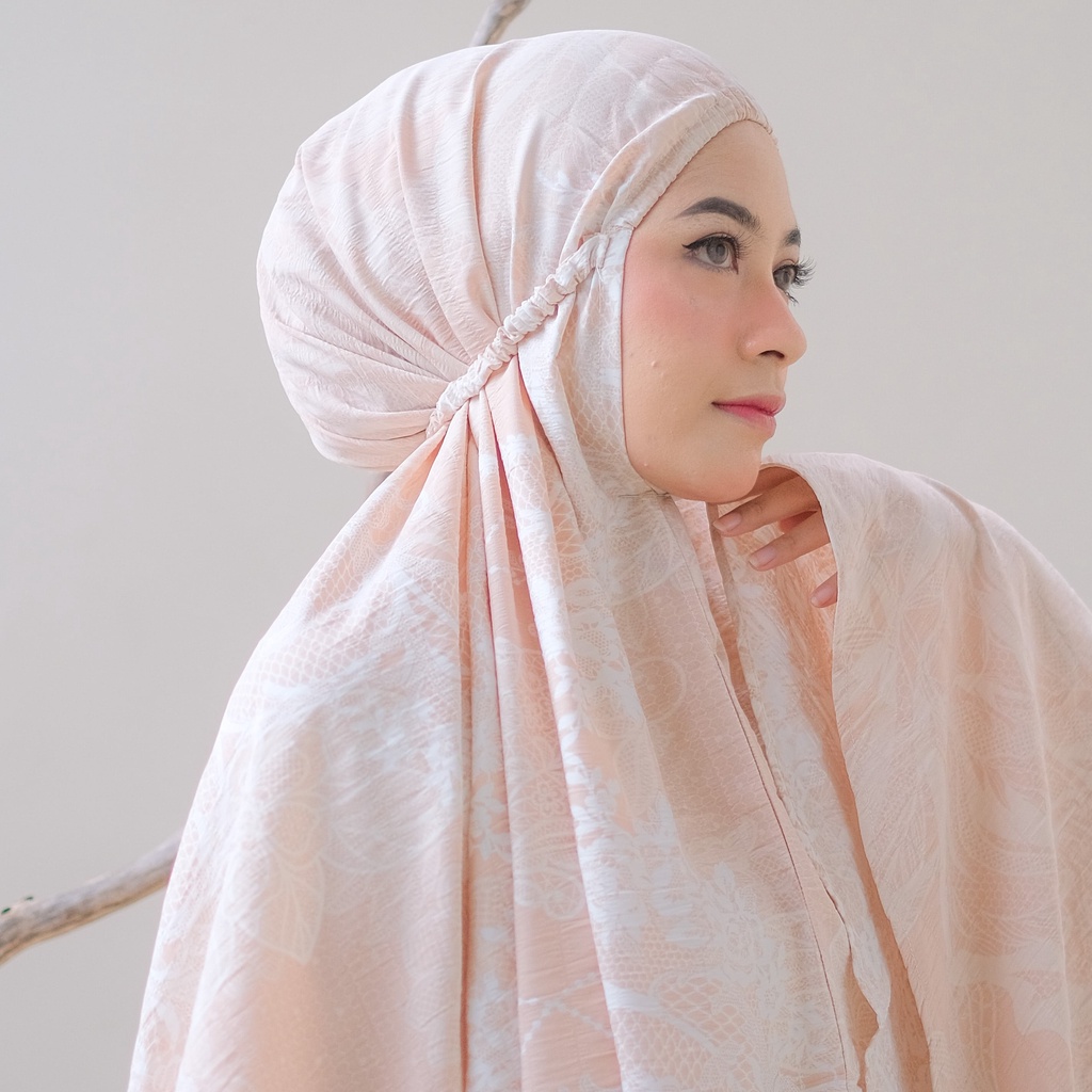 Ladybydiana ALESHA PRAYER SET Mukenah Dewasa Travelling Bahan Crincle