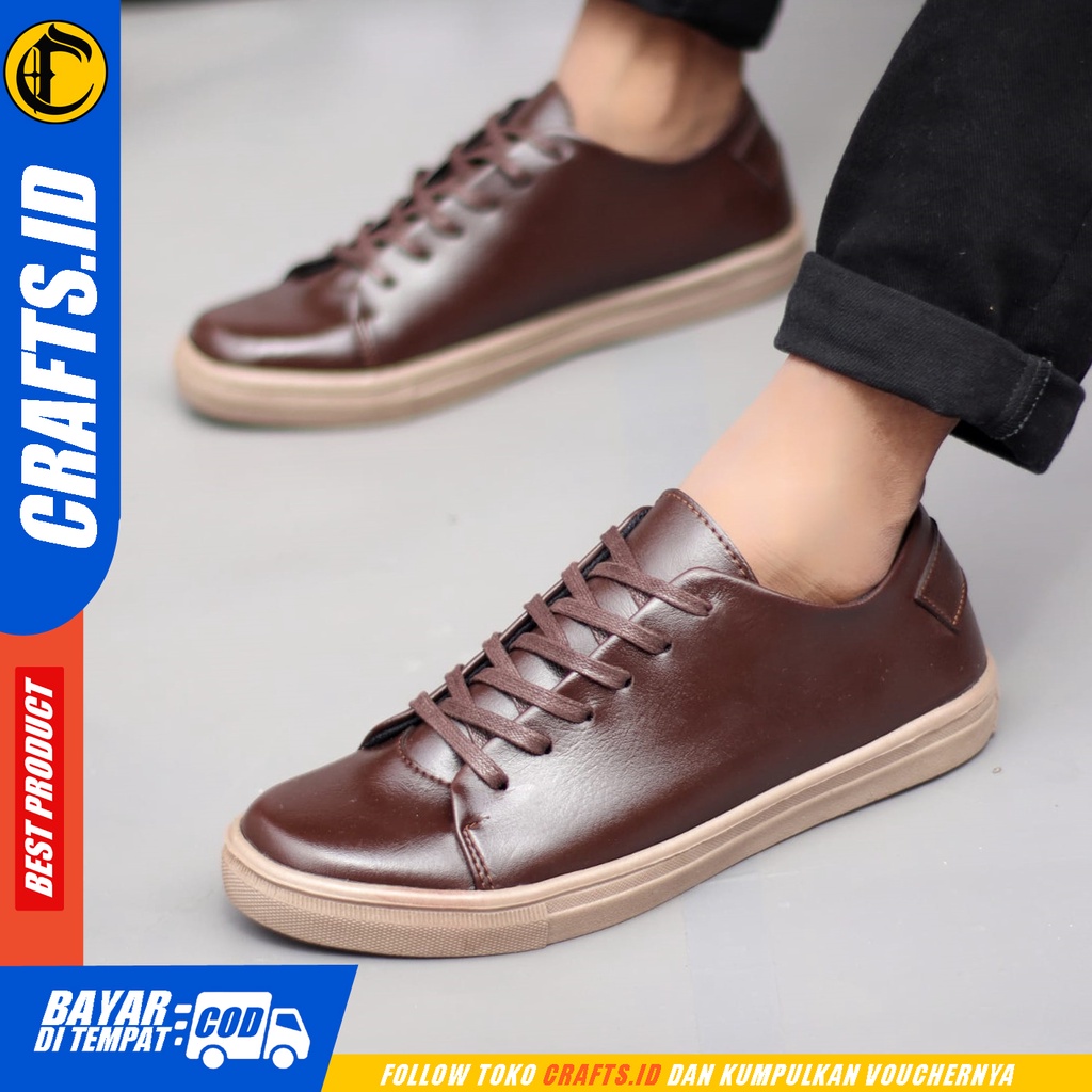 Sepatu Casual Sneakers Pria Hitam Crafts Bachira