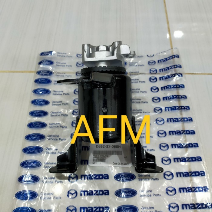 Engine mounting kanan Mazda 2