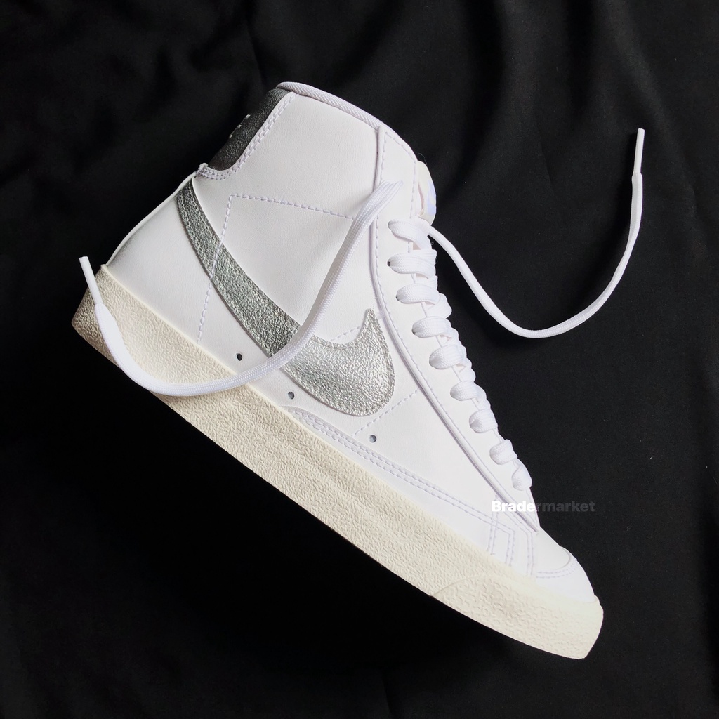 Nike Blazer Mid '77 ESS Womens White/Metallic Original Resmi 100%