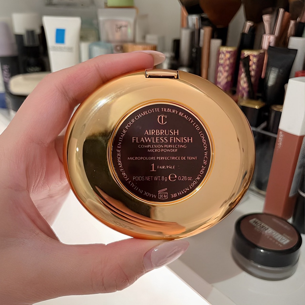 Charlotte Tilbury Airbrush Flawless Finish/flawless foundation  Powder Fair/Medium 8gr