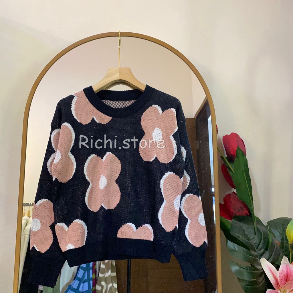 DELIA SWEATER CROP RAJUT MOTIF BUNGA