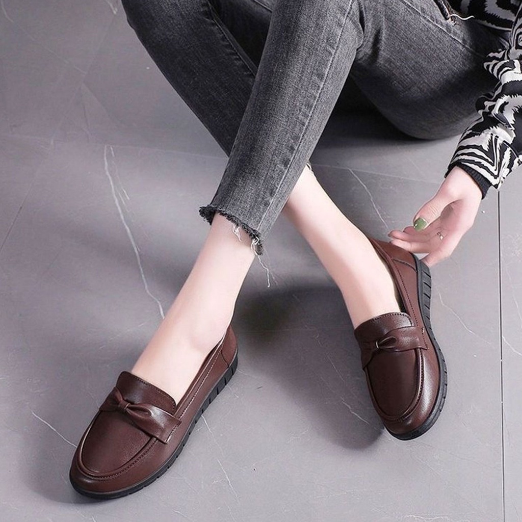 Sepatu Wanita Flat Shoes Docmart Loafers Casual Fashion Korea Style Pu Sol 3 Cm Hitam Coklat Krem ST042