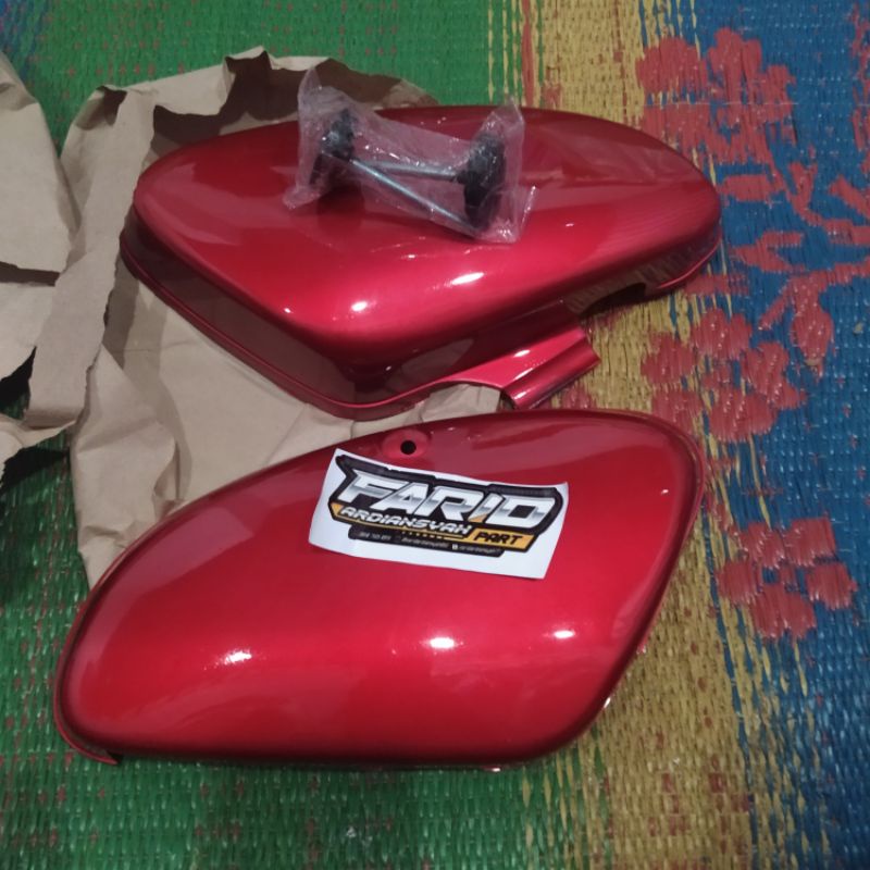 tepong aki c70 set baut kanan kiri