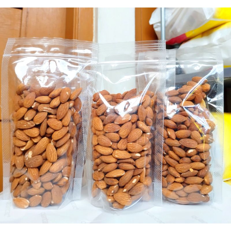 

Kacang Almond 200gr