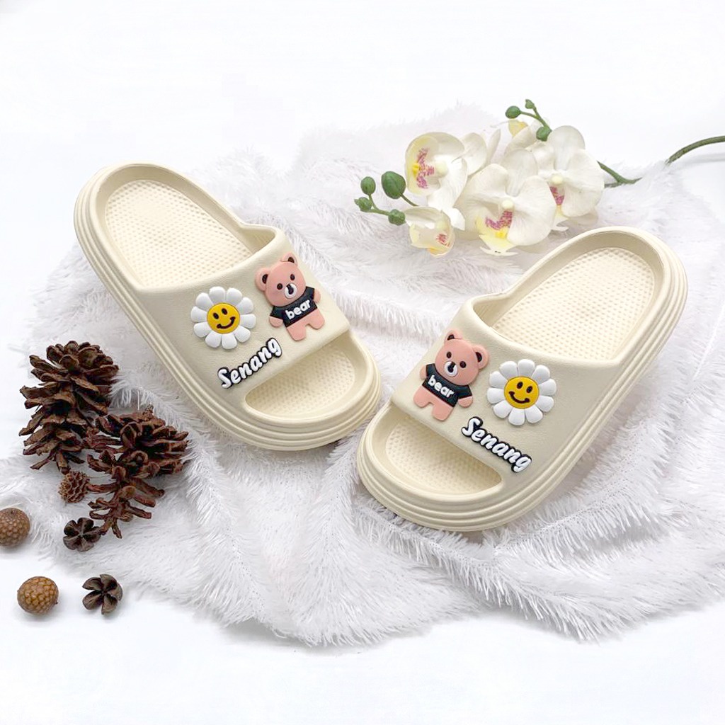 Sandal Anak Perempuan Sandal Selop Bahan Karet Tidak Licin Motif Lucu Terbaru Size 24-35