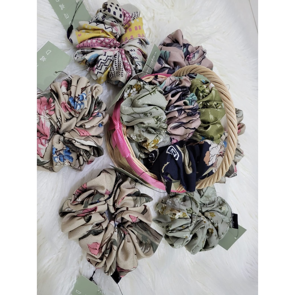 FYLA-SCRUNCHIE/ IKAT RAMBUT