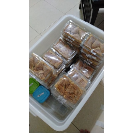 Roti Tarcis Pastry Varian Rasa