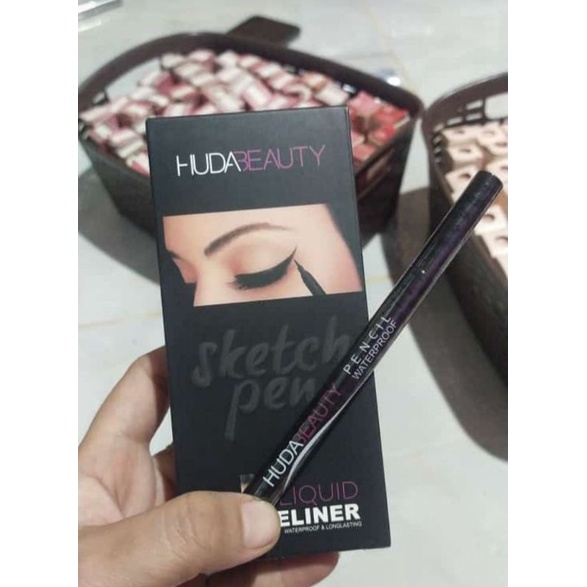 eyeliner huda beauty waterproof