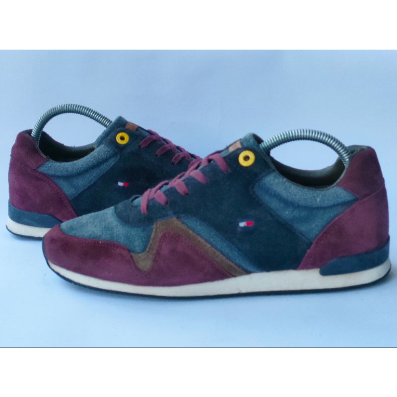 Sepatu Sneakers Tommy Hilfiger Trainer Original (Preloved) (Second)
