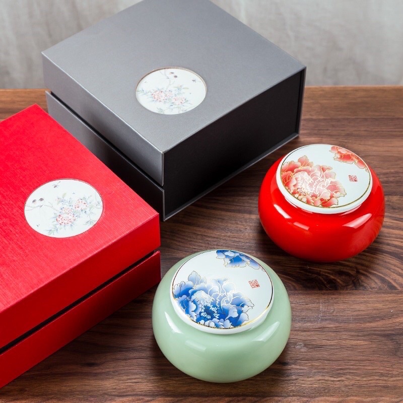 

Chinese Black Oolong Tea Gift Box Set • Cciyl.Wear •