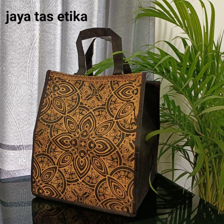 

ㅕ tas hajatan dus nasi 22 harga per lusin isi 12 psc TOP PRODUCT 34P