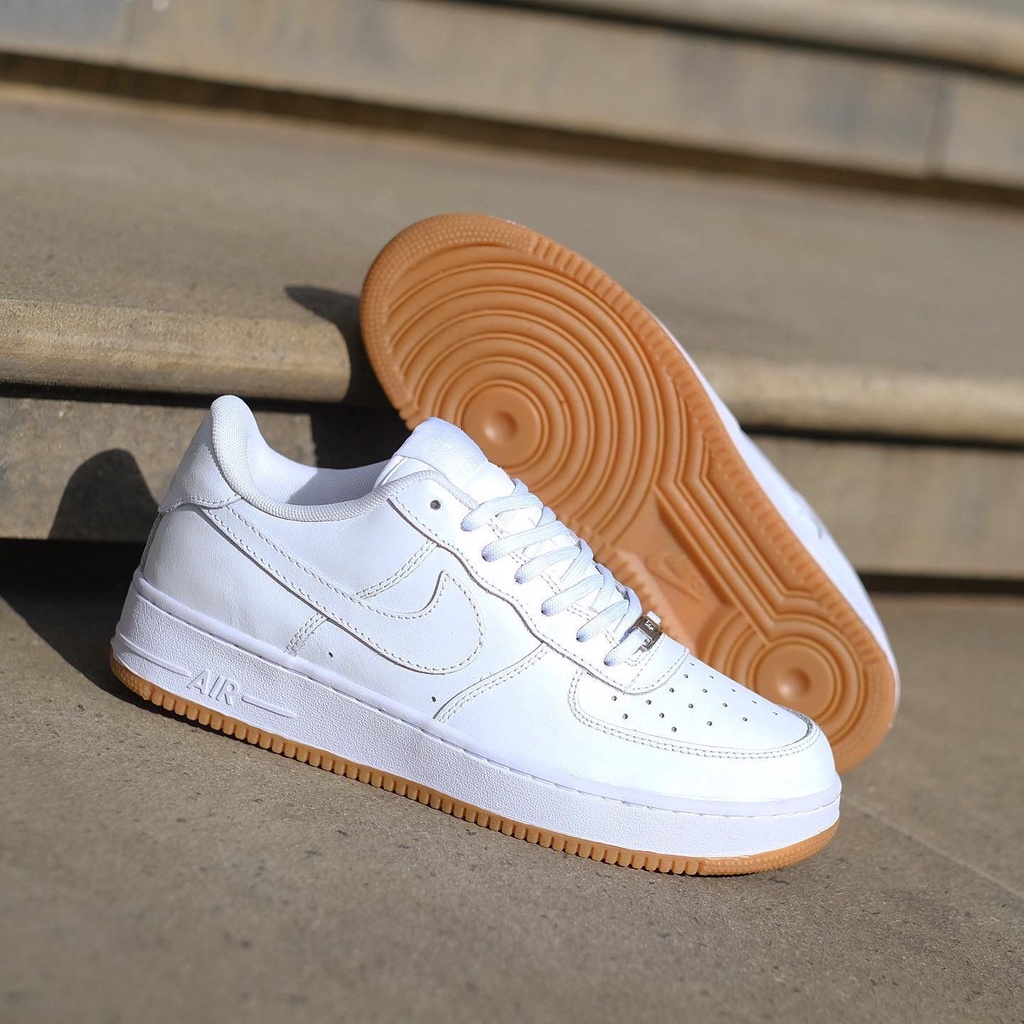 NIKE AIR FORCE 1 LOW WHITE WHITE GUM