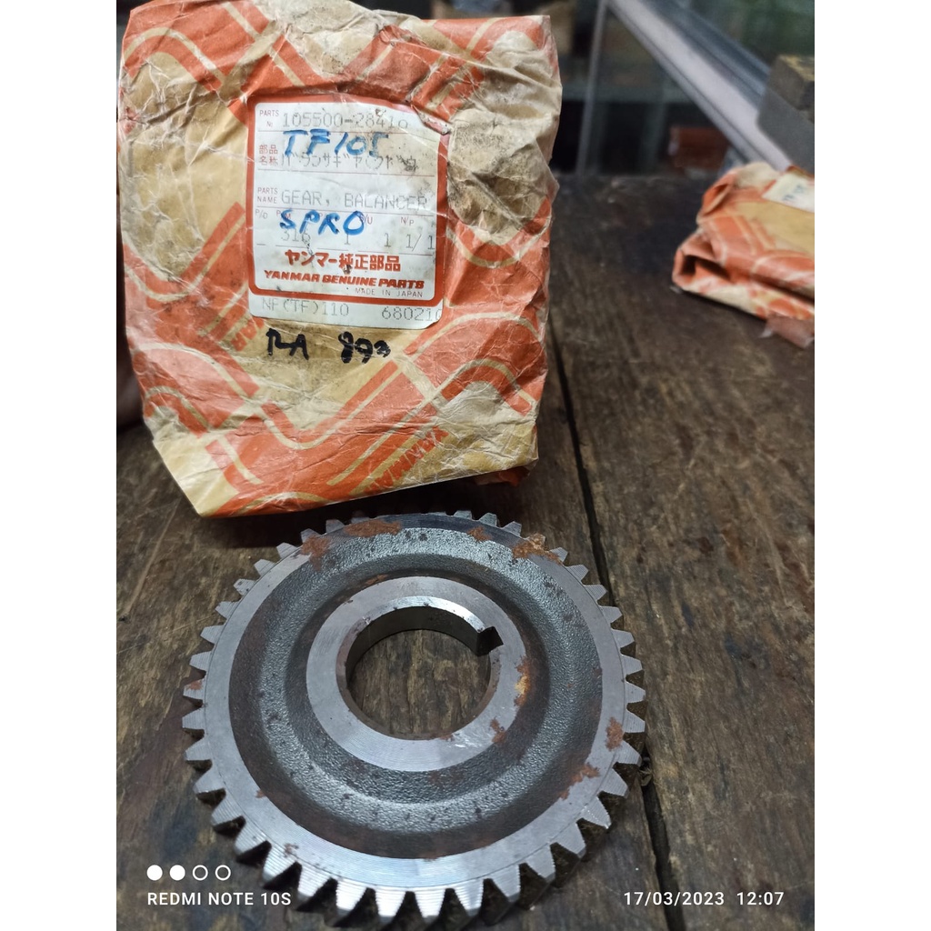 Gear Balancer Mesin Diesel YANMAR TF105