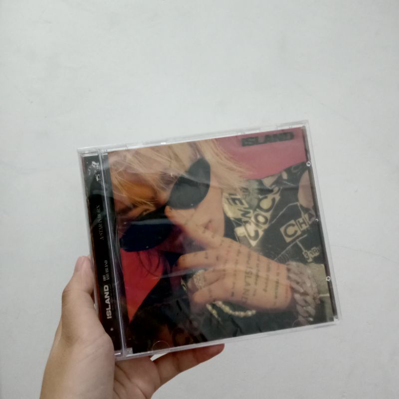 ASH ISLAND ALBUM [ISLAND]