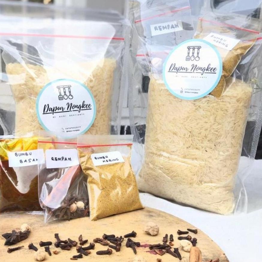 

۩ Paket Beras Basmati 1kg dan Bumbu Nasi Kebuli ❇