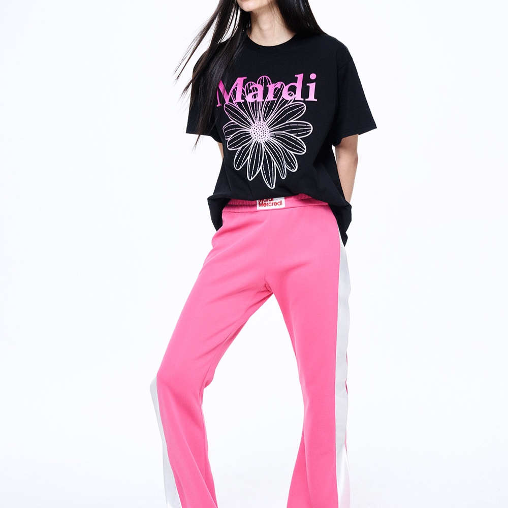 Mardi Gradation Flower Tee Black / Pink