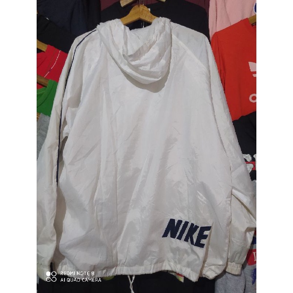 Jaket parasut nike big logo