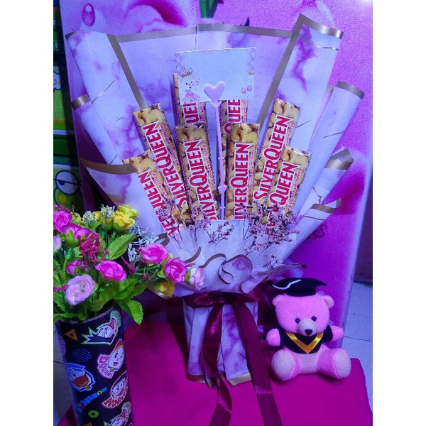 

buket coklat silver queen 58gr 8 slot coklat.