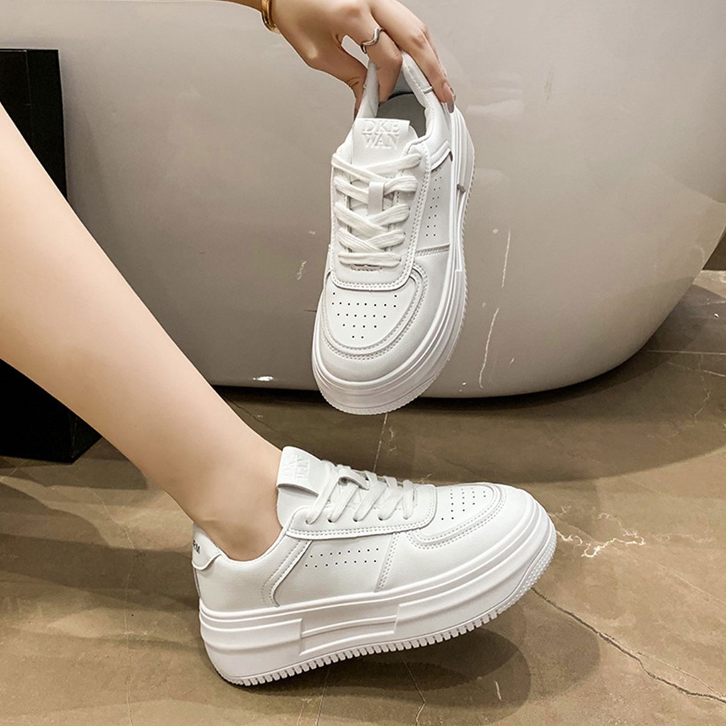 Sepatu Sneakers Fashion Fashion Sniker Korean Style Perempuan Import Shoes Puith Kekinian ST052