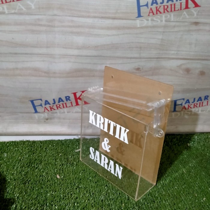 Kosu Kotak Saran Acrylic Gantung