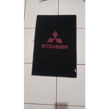 Alas Mobil/Karpet mobil Anti slip ukuran 40/60cm Karpet Mobil Murah