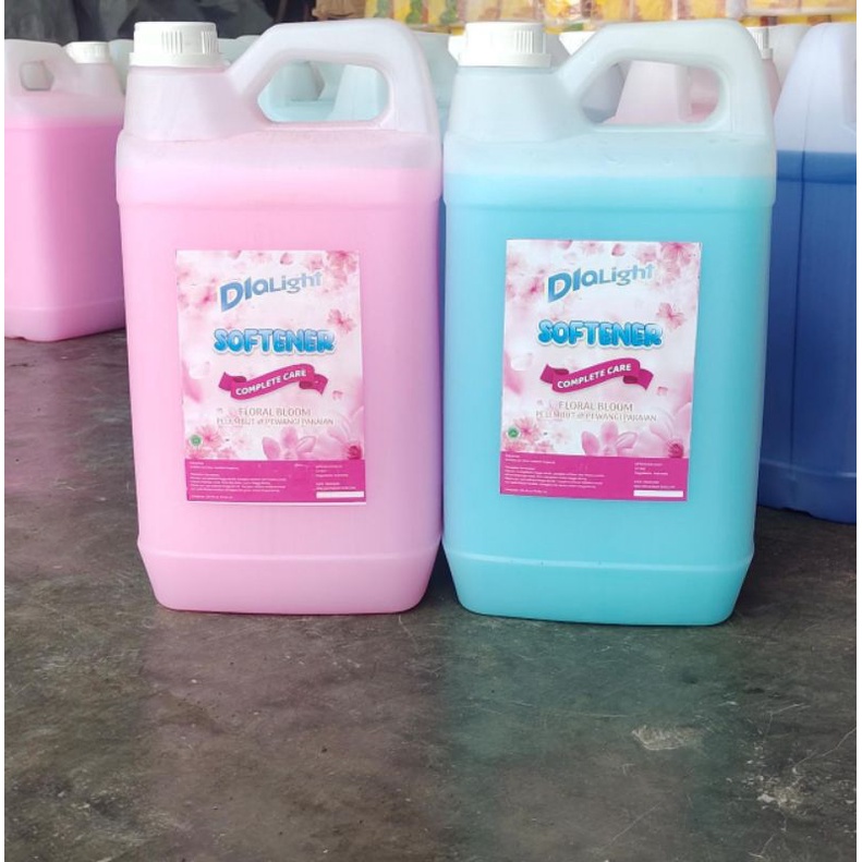 Dialight Softener 5 liter/Pelembut Pewangi pakaian